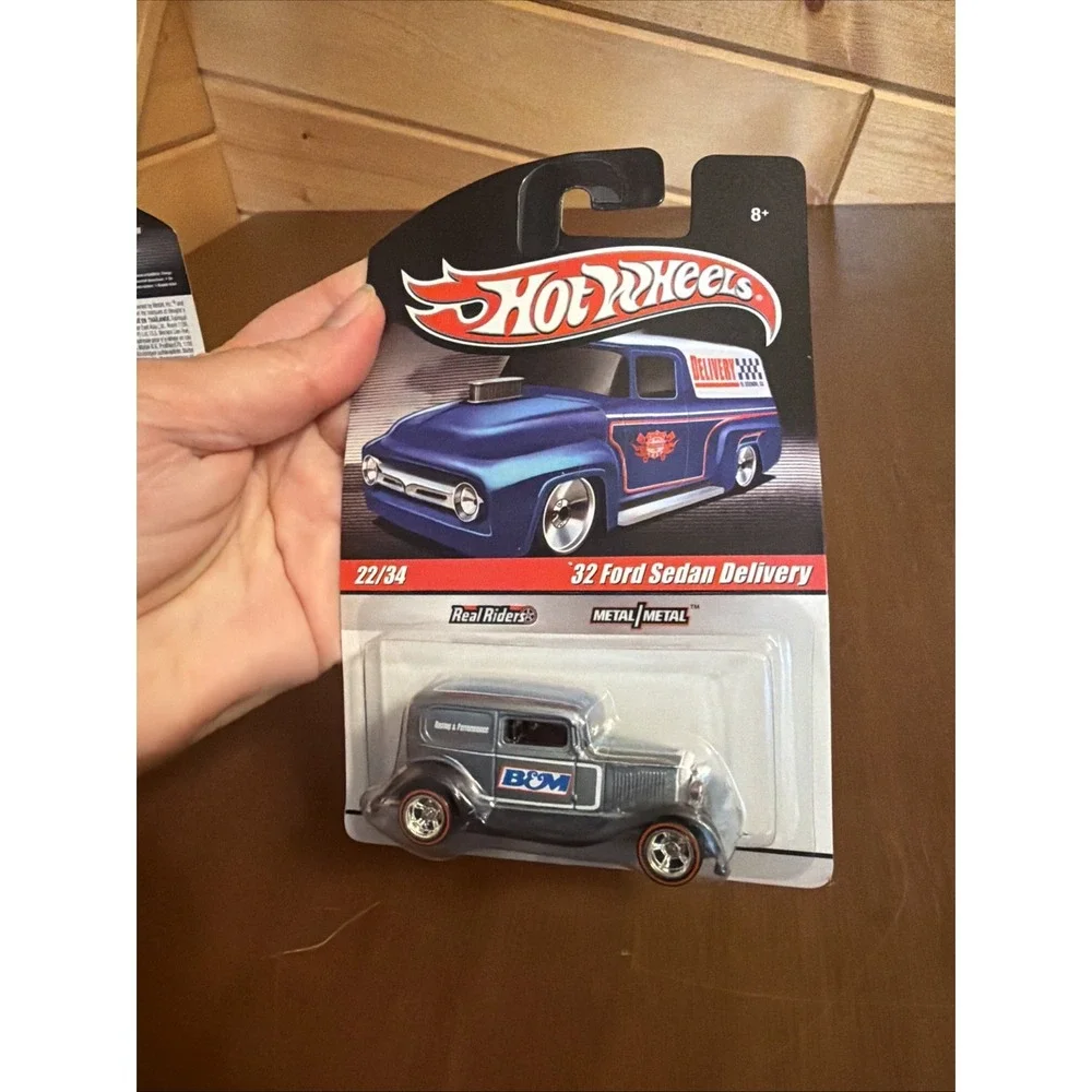 Hot Wheels 2009 Slick Rides Ford Anglia Panel and '32 Sedan Delivery Trucks